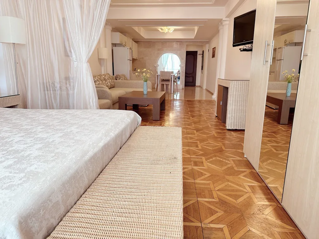 Апартаменты Милана с видом на море