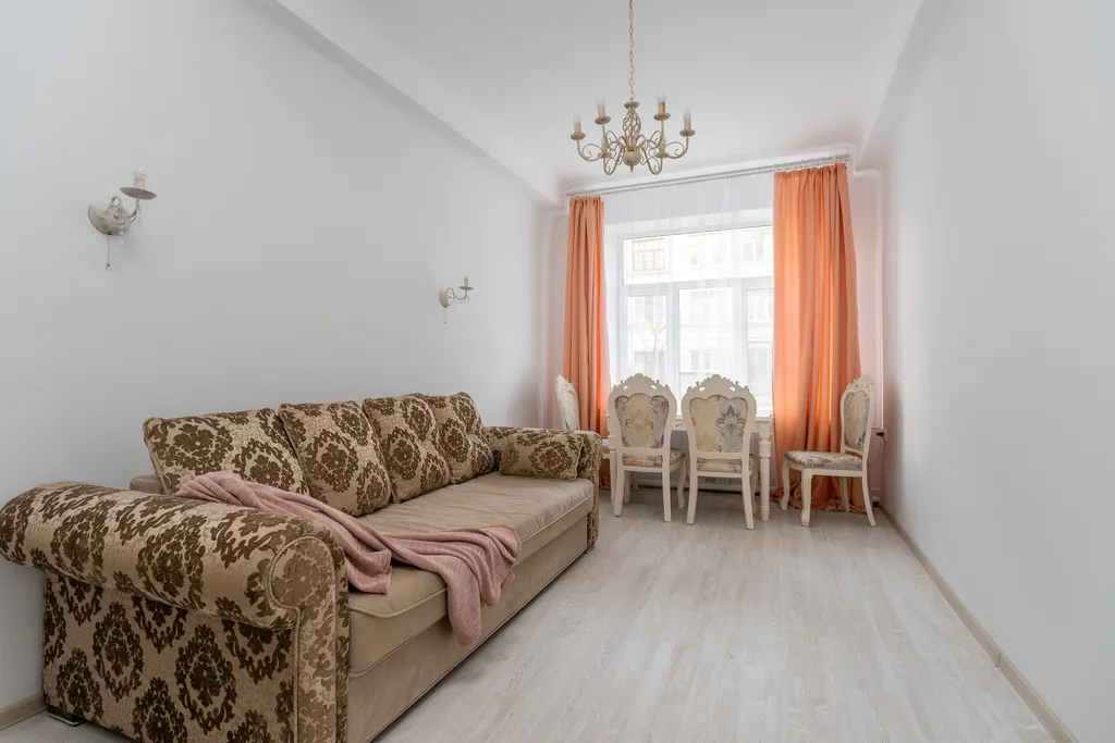 Квартира в парке у Невы