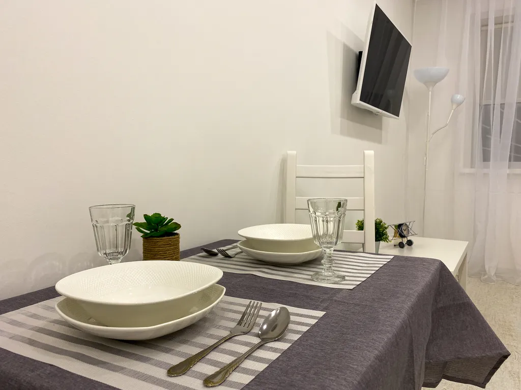 2-комн. апартаменты УНИК АПАРТ на Волгоградской около Областного Суда