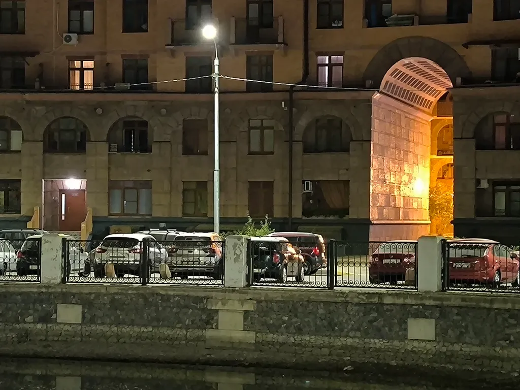 Апартамент с видом на набережную рядом с Шереметьево