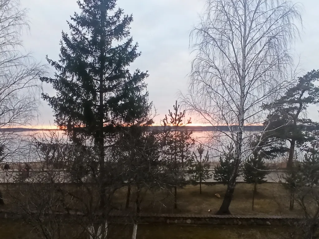 Квартира с видом на озеро