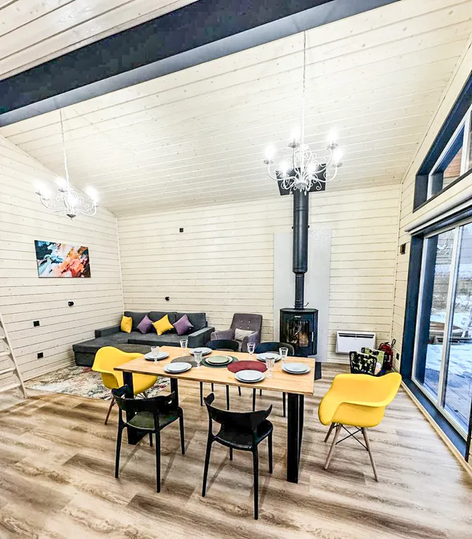 Уютный коттедж БарнХаус с сауной (включена) и сибирским чаном