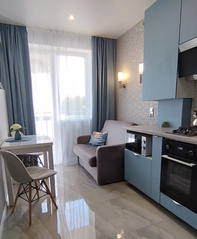 Уютная квартира с хорошим ремонтом в новом доме у моря