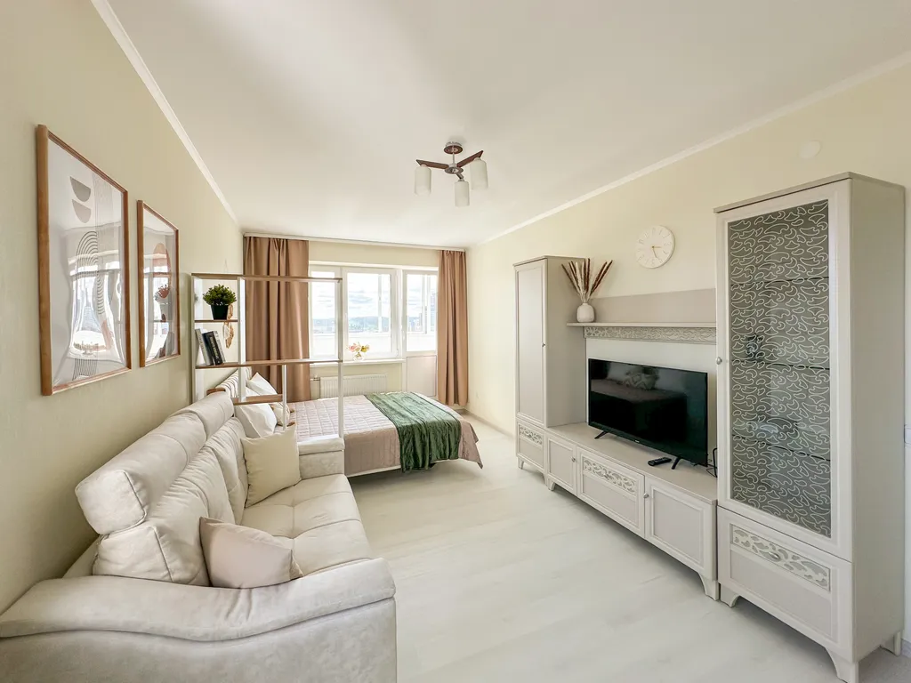 Светлая квартира в ЖК Армас с шикарным видом на город