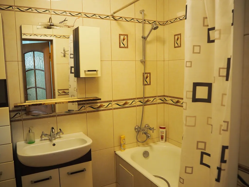 City Apartment - Clean & Comfortable