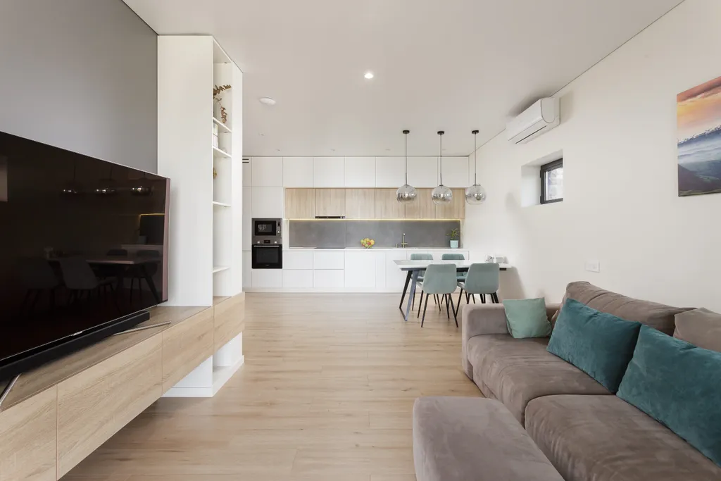 Коттедж Уникальный дом архитектора с видом на горы — Барановка