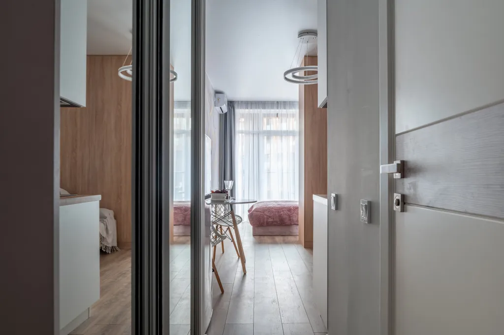 Стильная студия с видом на горы