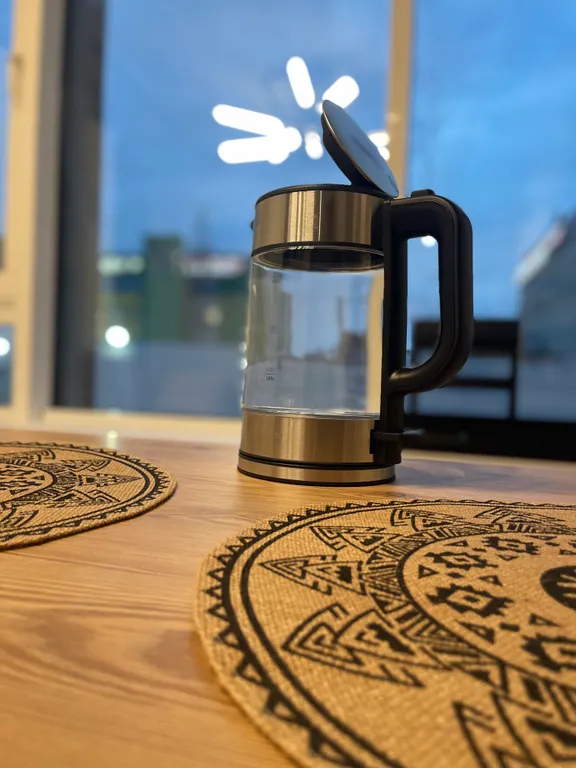 Просторная и светлая квартира с огромными окнами