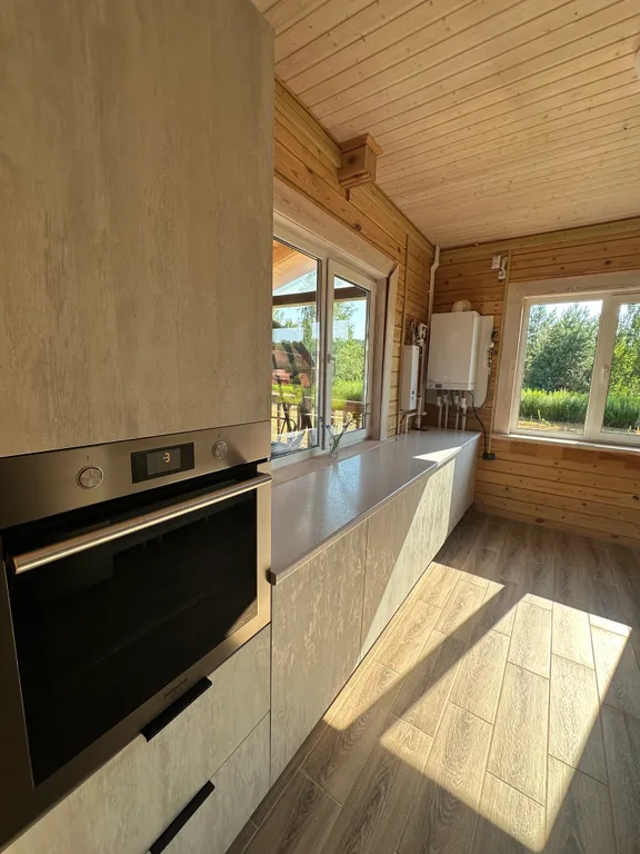 Уютный дом на берегу Горьковского моря