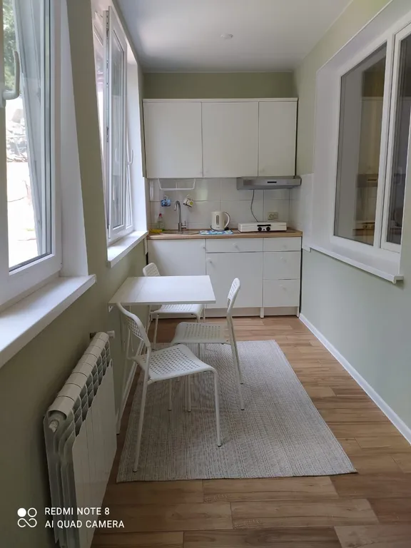 Новая частная квартира с выходом во дворик