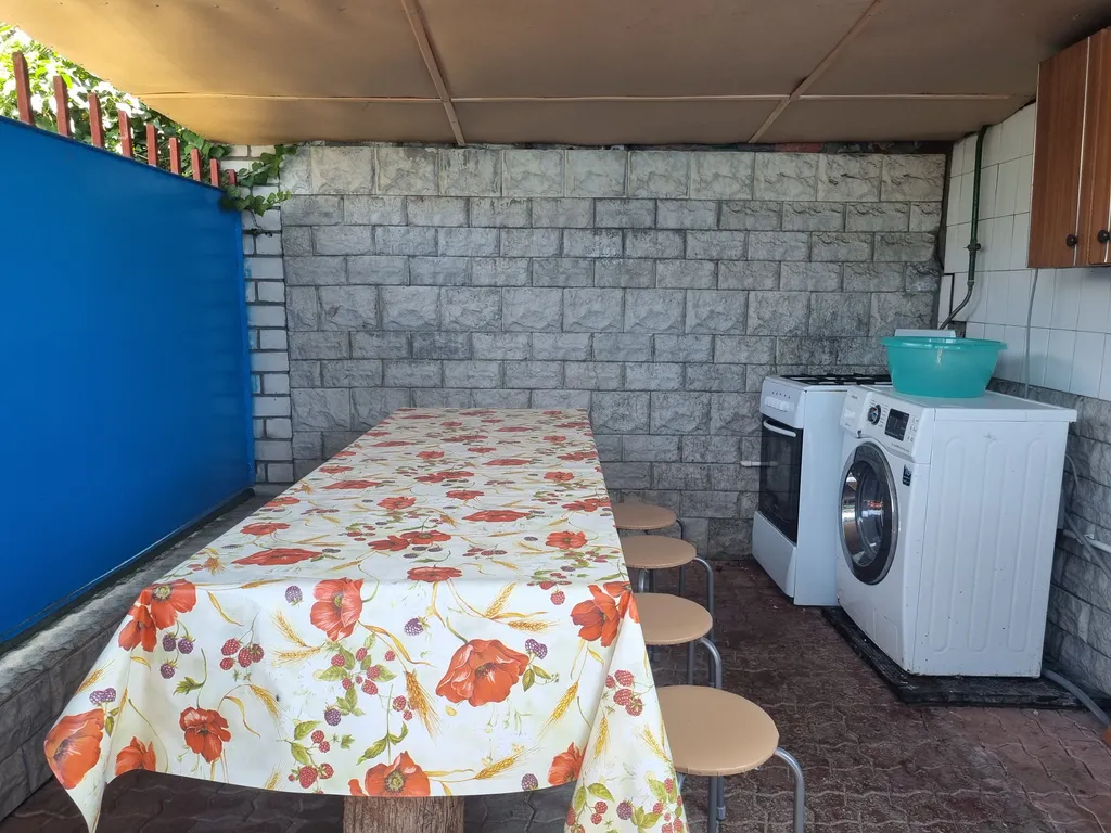 Коттедж Дом в центре, 10 минут от центрального пляжа — Геленджик