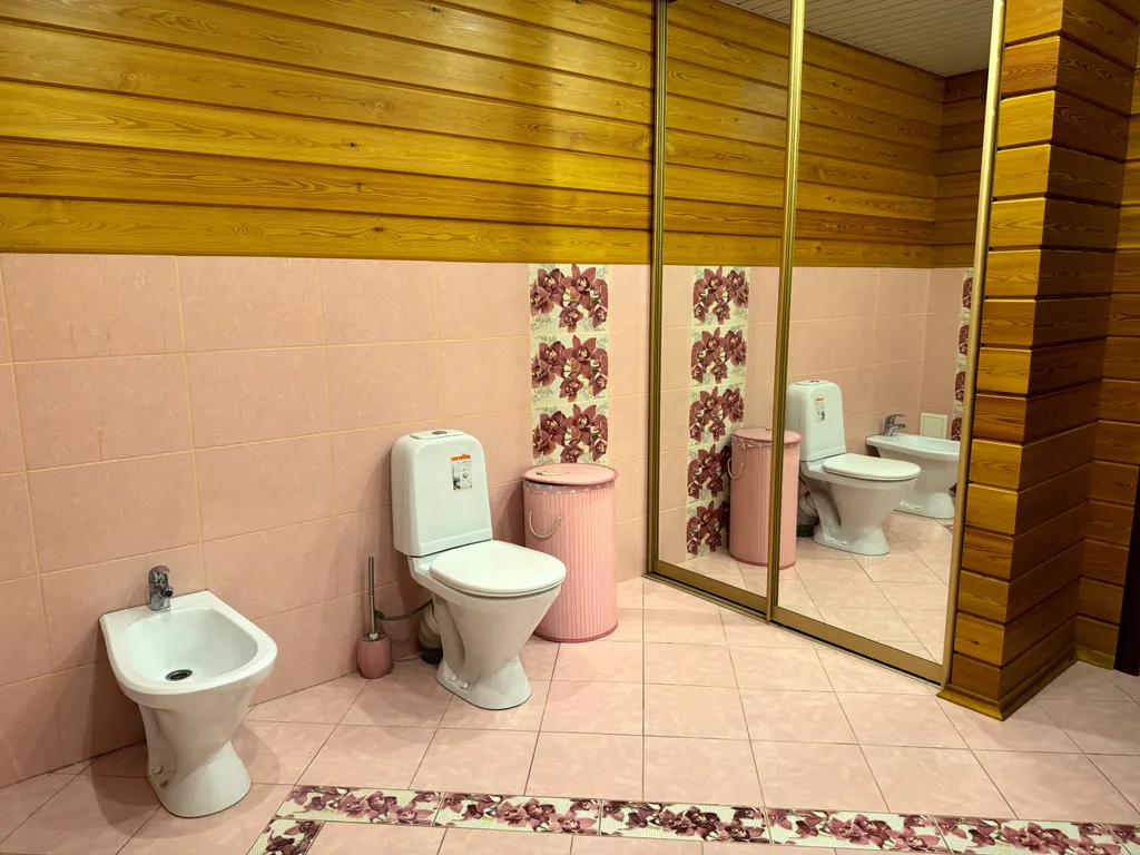 Уютный коттедж с садом