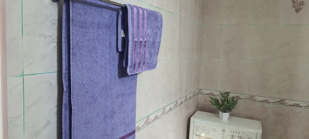 Небольшой дом на берегу Каспийского моря