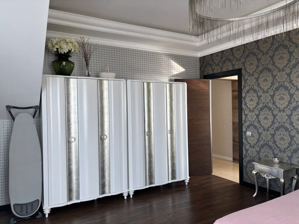 Пентхаус с видом на Морпорт в центре города