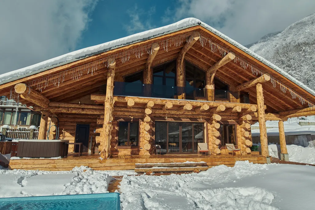 Коттедж Шале с бассейном и джакузи — Красная Поляна