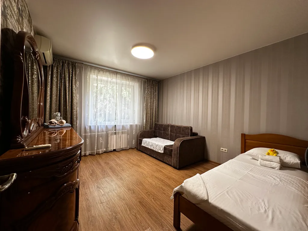 Квартира 2-комнатная Квартира — Геленджик