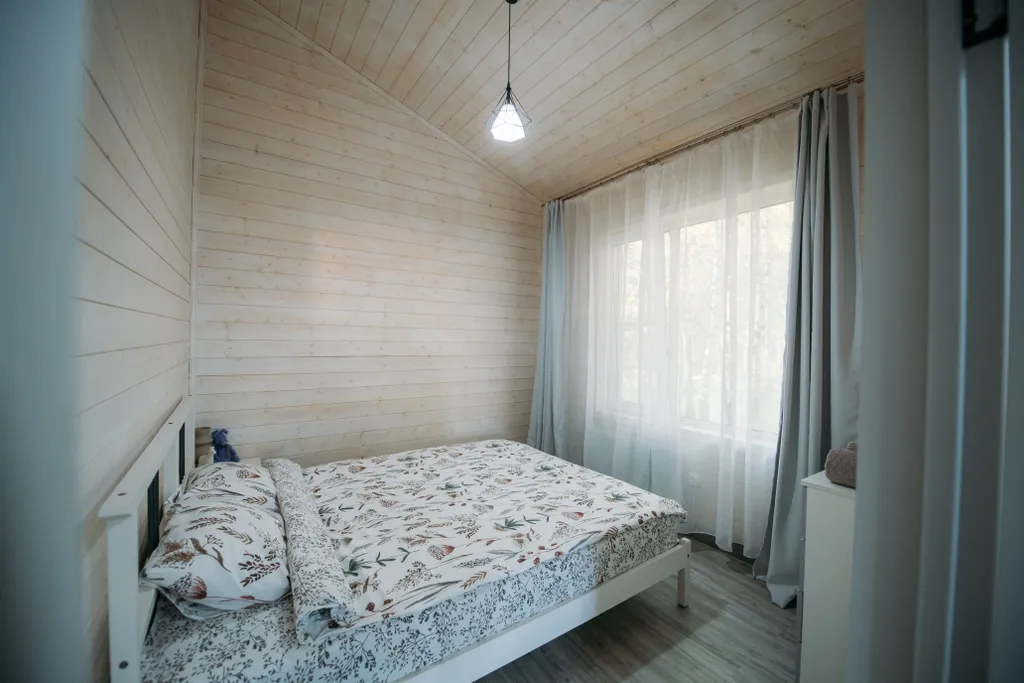 Уютный домик с видом на лес