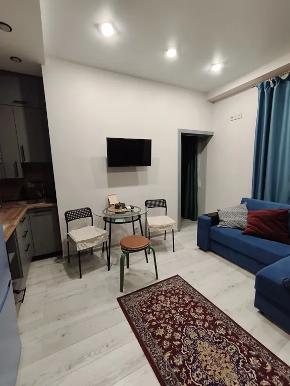 Квартира рядом с центром Сочи в район Бытха с видом на море