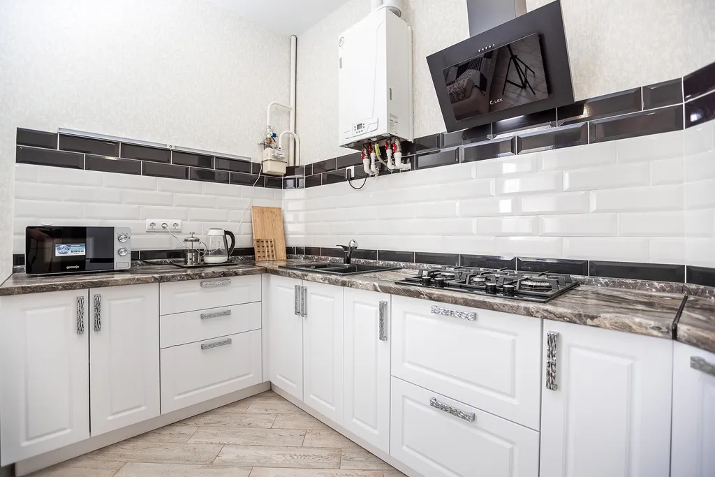 Квартира Квартира в ЖК Изумрудный город на берегу моря с бассейном — Геленджик