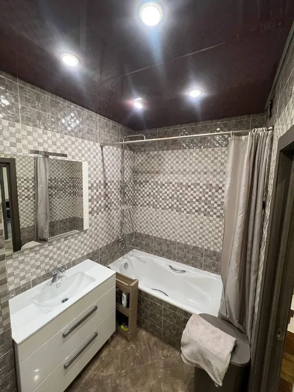 Квартира в новом доме в центре