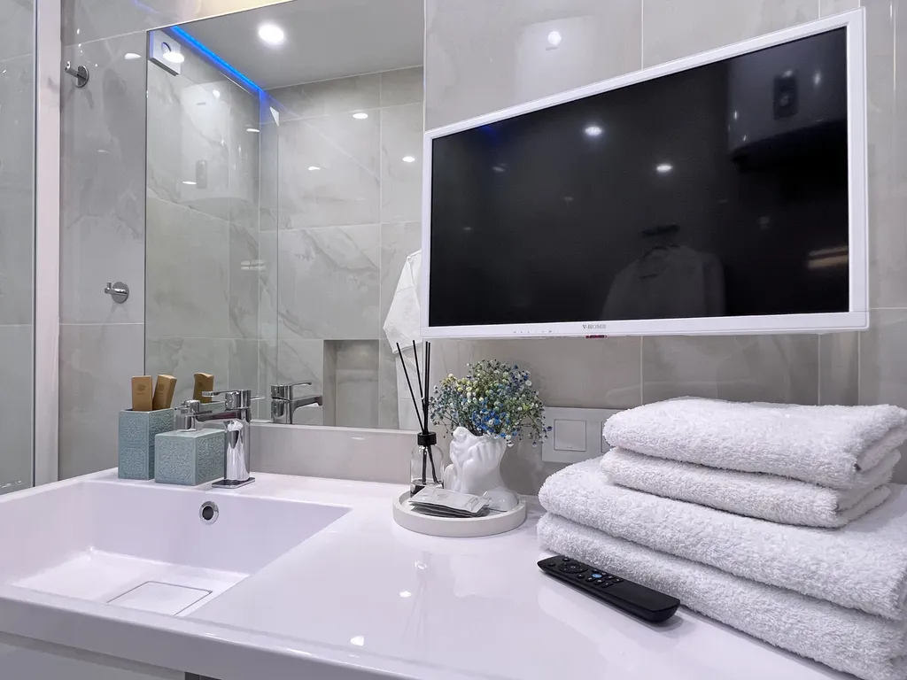 Шикарная студия с террасой и видом на реку