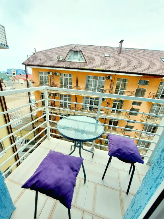 Квартира Квартира Violet apartment в центре, для вас пляж Сочифония и Мандарин — Сириус