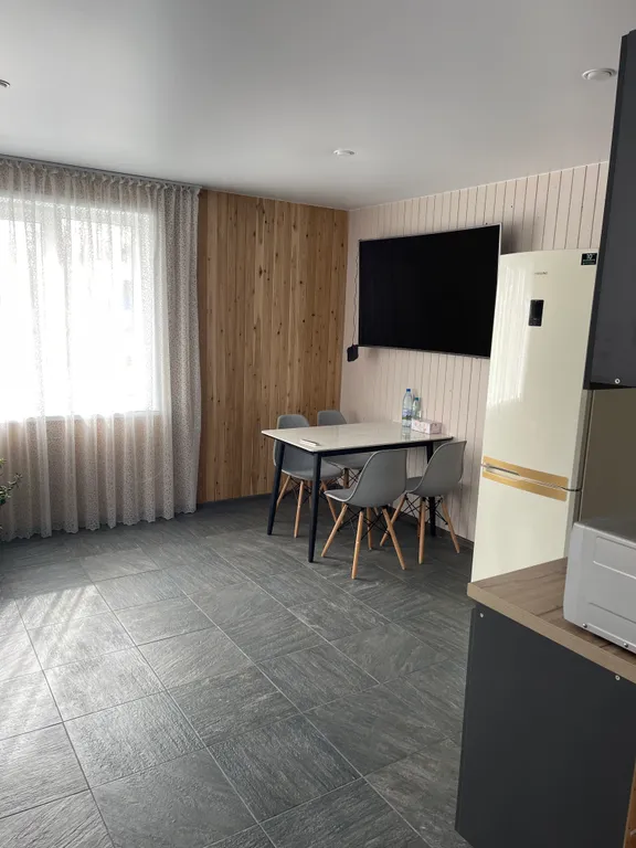 Уютная квартира в таунхаусе — аренда посуточно в Артём