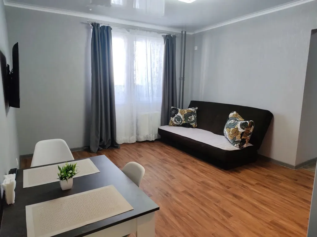 Квартира Уютная евродвушка в новом доме — аренда посуточно в Оренбург