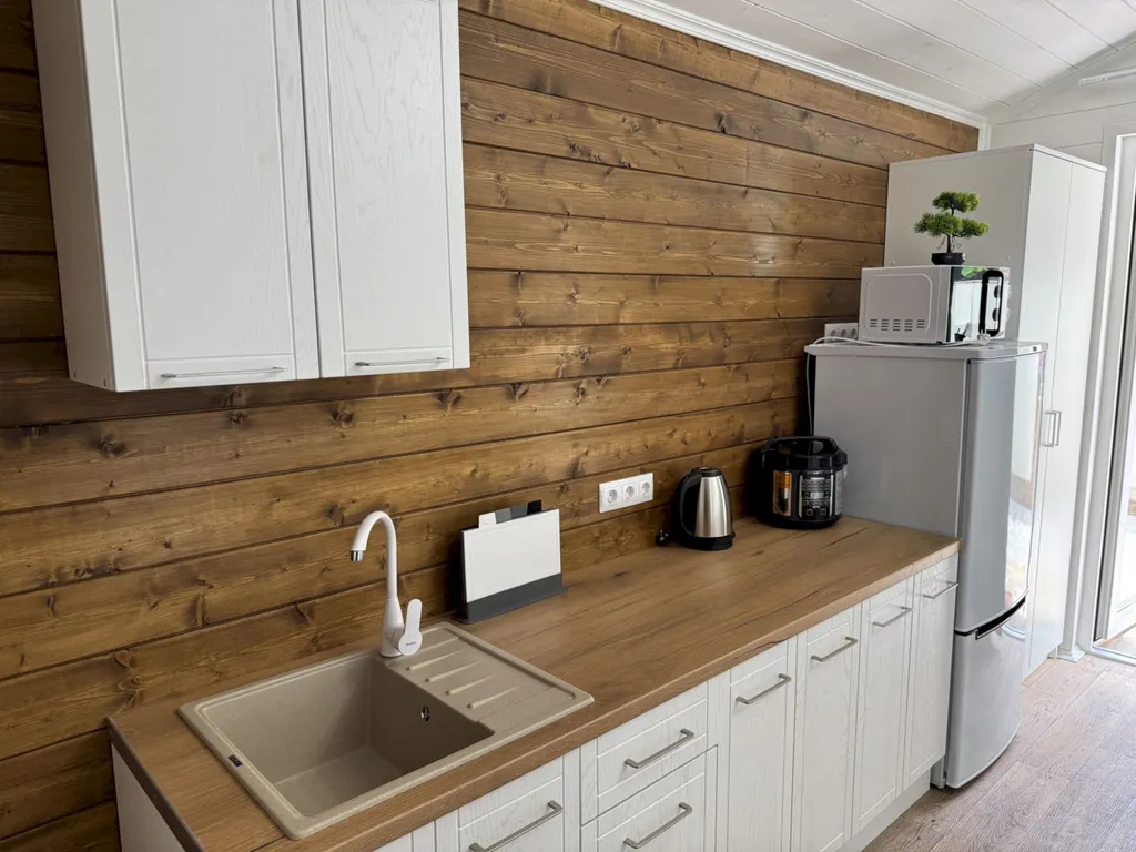 Коттедж Дом для отдыха семьёй с террасой - 7 минут до моря — Геленджик