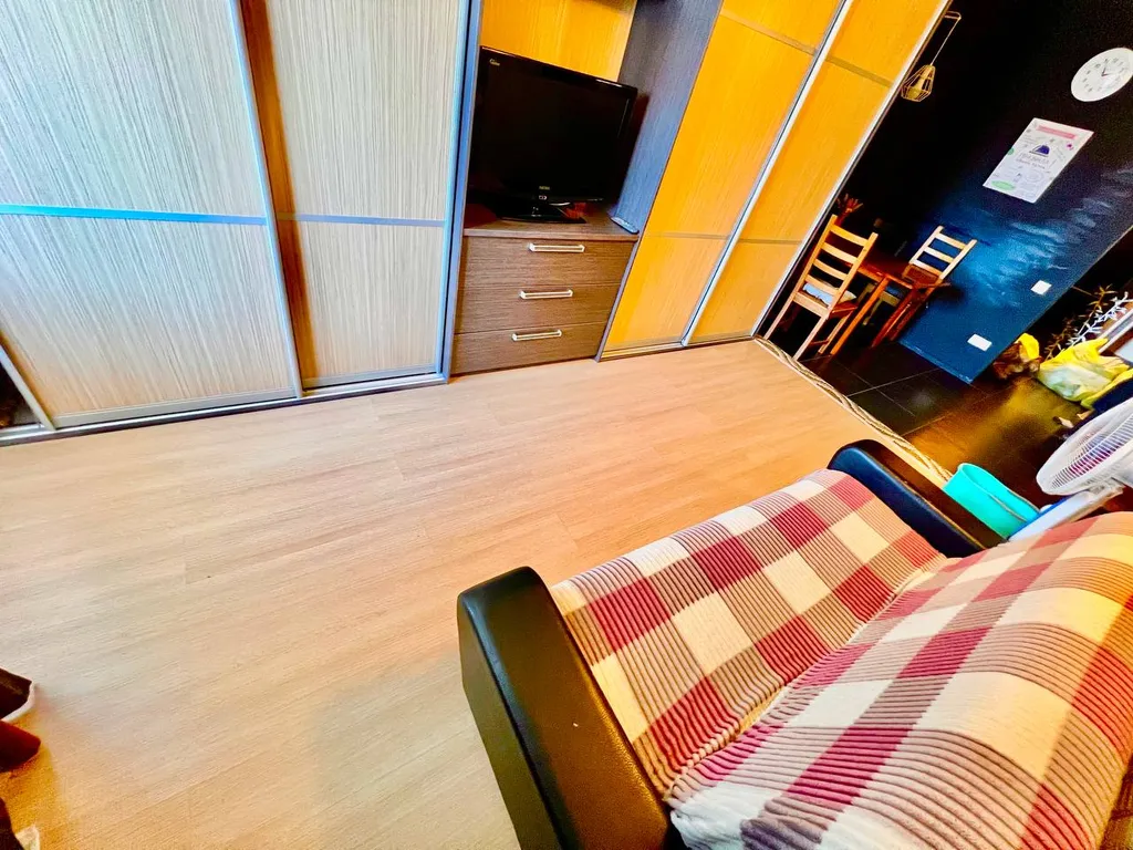 Квартира 1+ евро семейные апартаменты, центр, парковка, кафе, вояж, гудвин, развязка — Тюмень