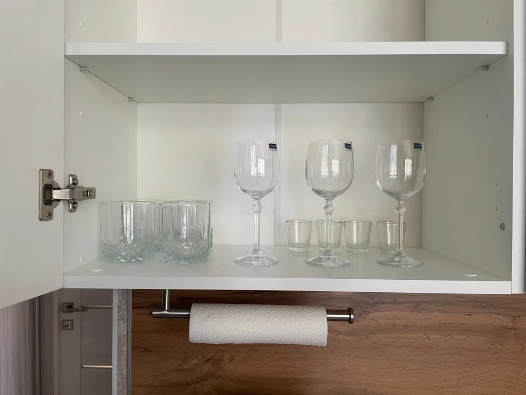 Шикарная квартира со своим двориком и качелью