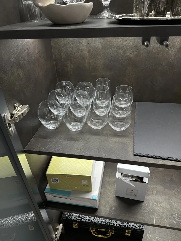 Великолепное расположение, дизайнерский ремонт, премиум принадлежности