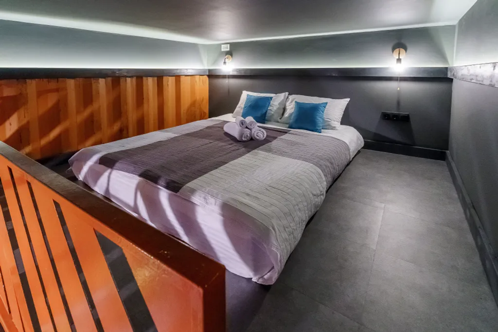 Квартира Квартира Garage loft — Санкт-Петербург