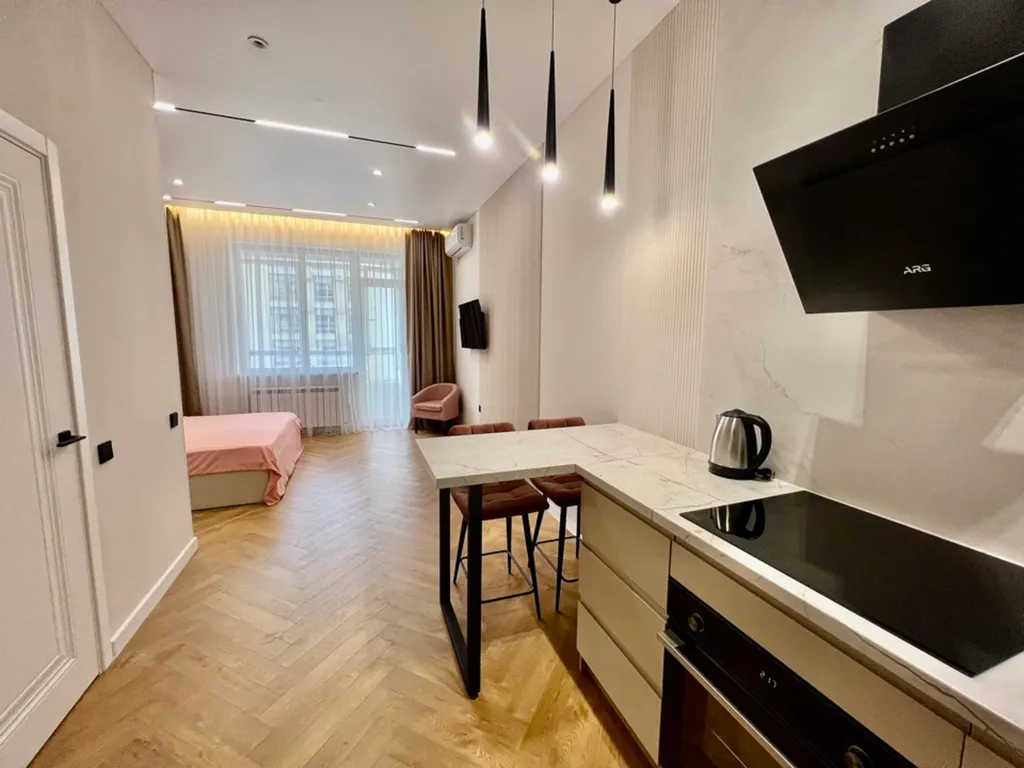 Роскошные новые апартаменты в самом центре Алматы