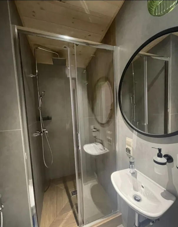 Дома с видом на гору