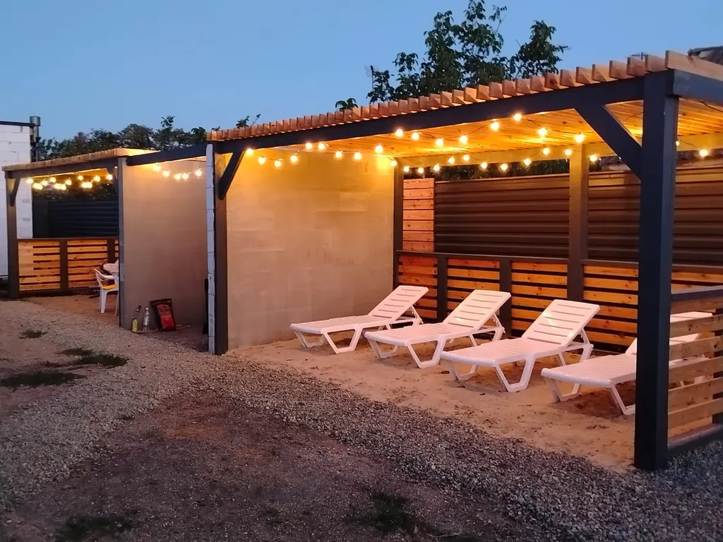 Комната с бассейном