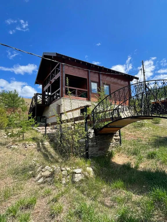 Уютный дом в тёплой бухте Байкала