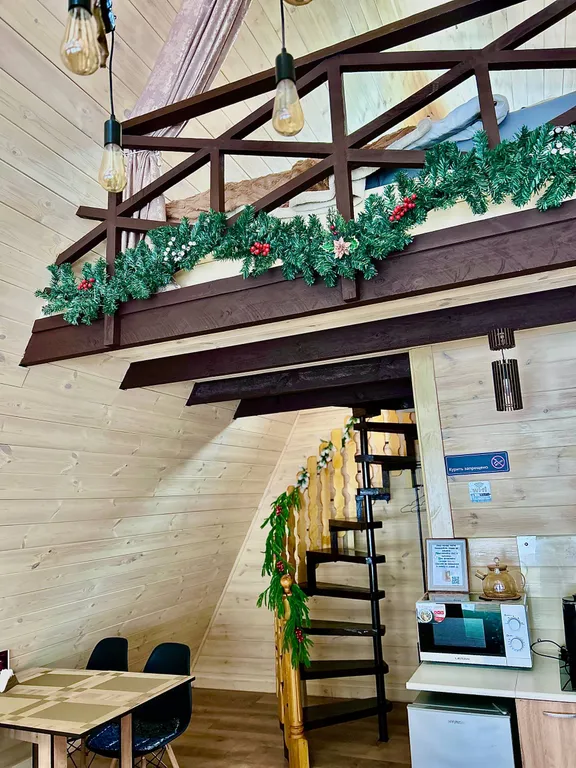 Домик в горах Лазурь Алтая