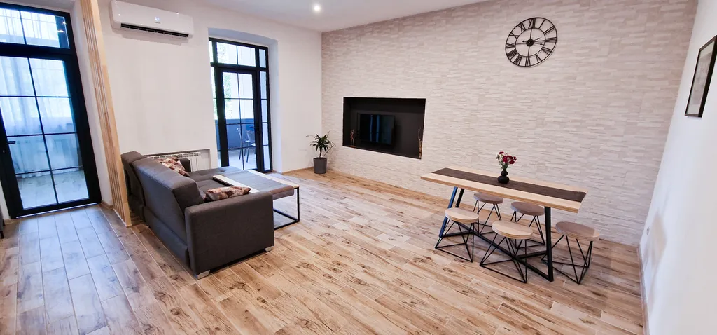 Уютная 2-комнатная квартира у Северного проспекта — аренда посуточно в Ереван