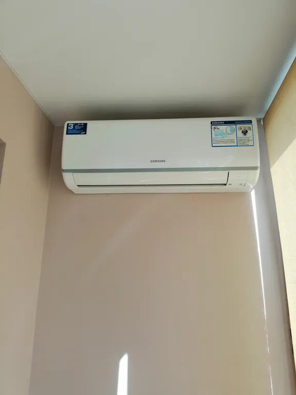 Уютная квартира с панорамными окнами и кондиционером