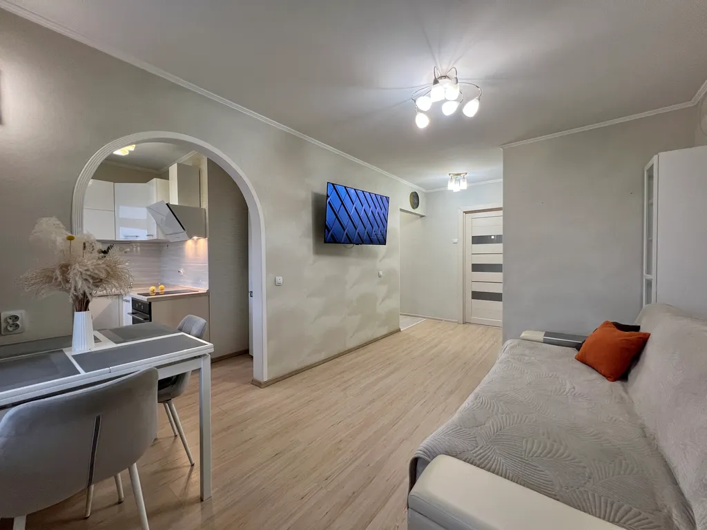 2-комнатная квартира с панорамным балконом