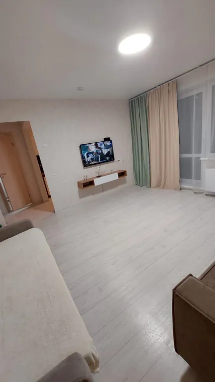 Квартира Уютная двухкомнатная квартира — Красноярск