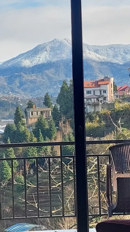 Коттедж с видом на город