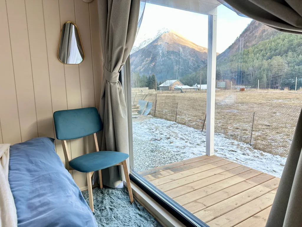 Домик на Эльбрусе