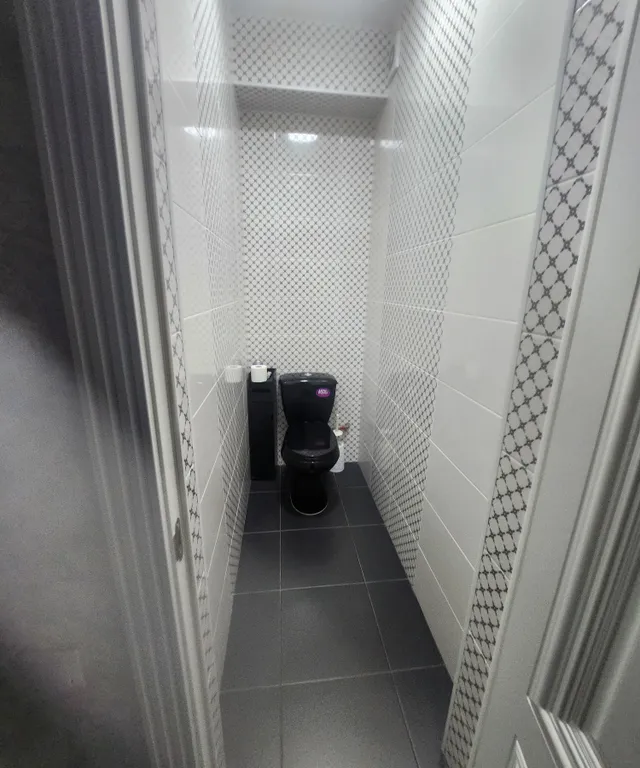 Большой дом с видом на гору