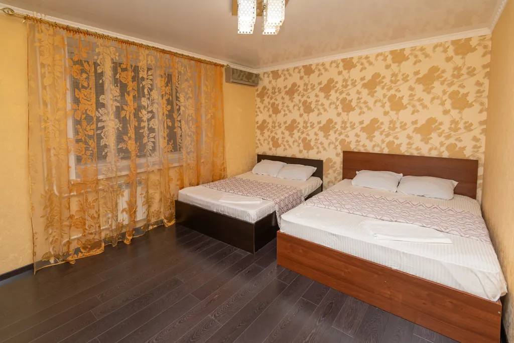 Просторная двухкомнатная квартира в центре