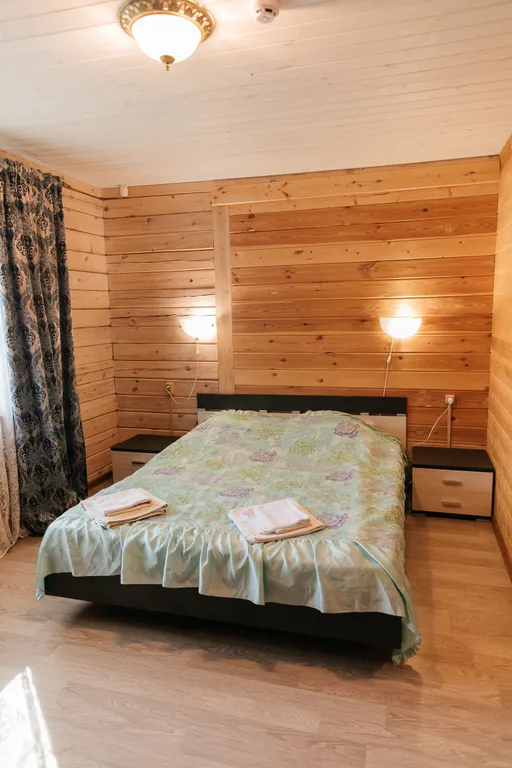 Коттедж с баней и беседкой у Вотчины Деда Мороза