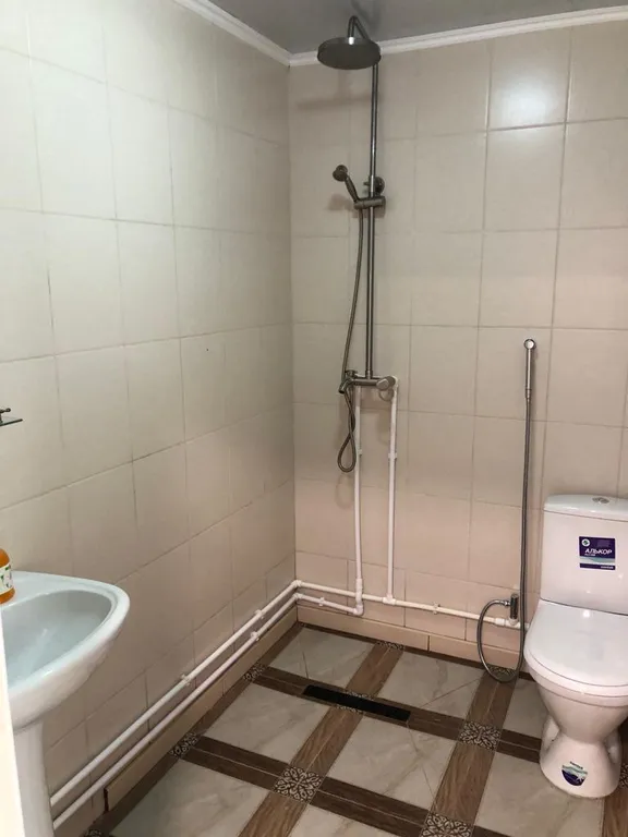 Уютный деревянный дом с видом на горы