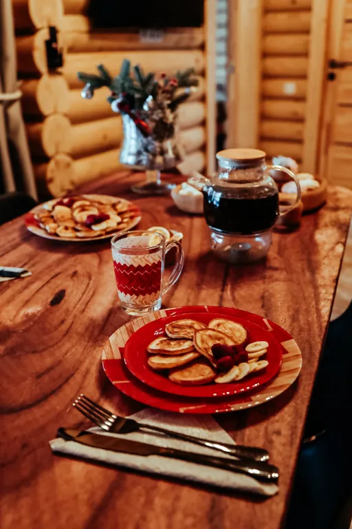 Дом на берегу озера