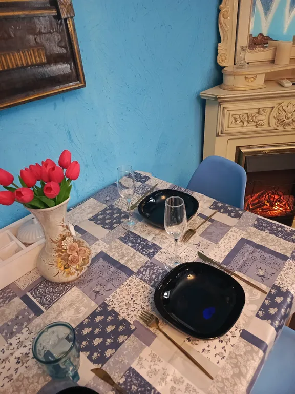 Квартира Уютная квартира с камином на набережной для большой семьи — Ярославль